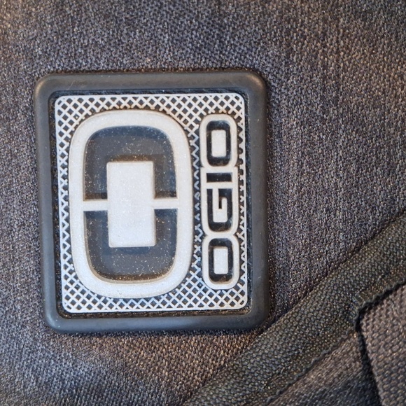 OGIO Travel laptop messenger bag - Picture 2 of 7